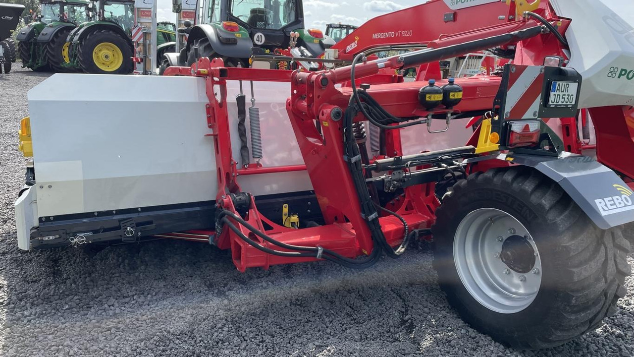 Pöttinger MERGENTO VT 9220 - Pöyhin: kuva Pöttinger MERGENTO VT 9220 - Pöyhin Pöttinger MERGENTO VT 9220 - Pöyhin: kuva Pöttinger MERGENTO VT 9220 - Pöyhin