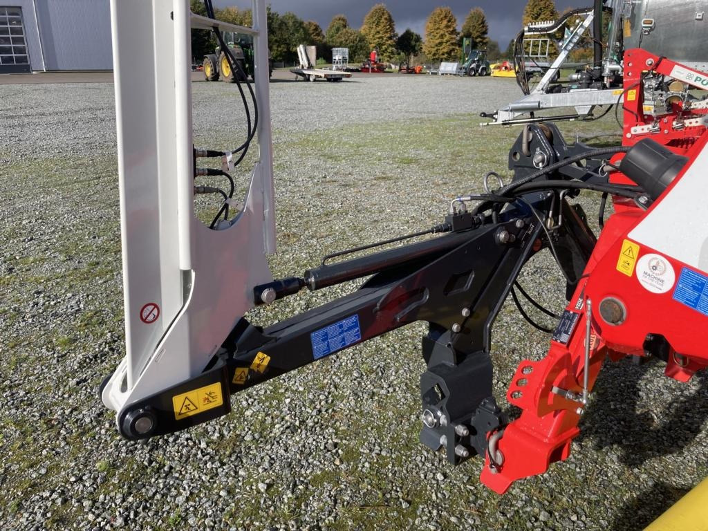 Pöttinger SENSOSAFE 300 - Niittokone: kuva Pöttinger SENSOSAFE 300 - Niittokone Pöttinger SENSOSAFE 300 - Niittokone: kuva Pöttinger SENSOSAFE 300 - Niittokone