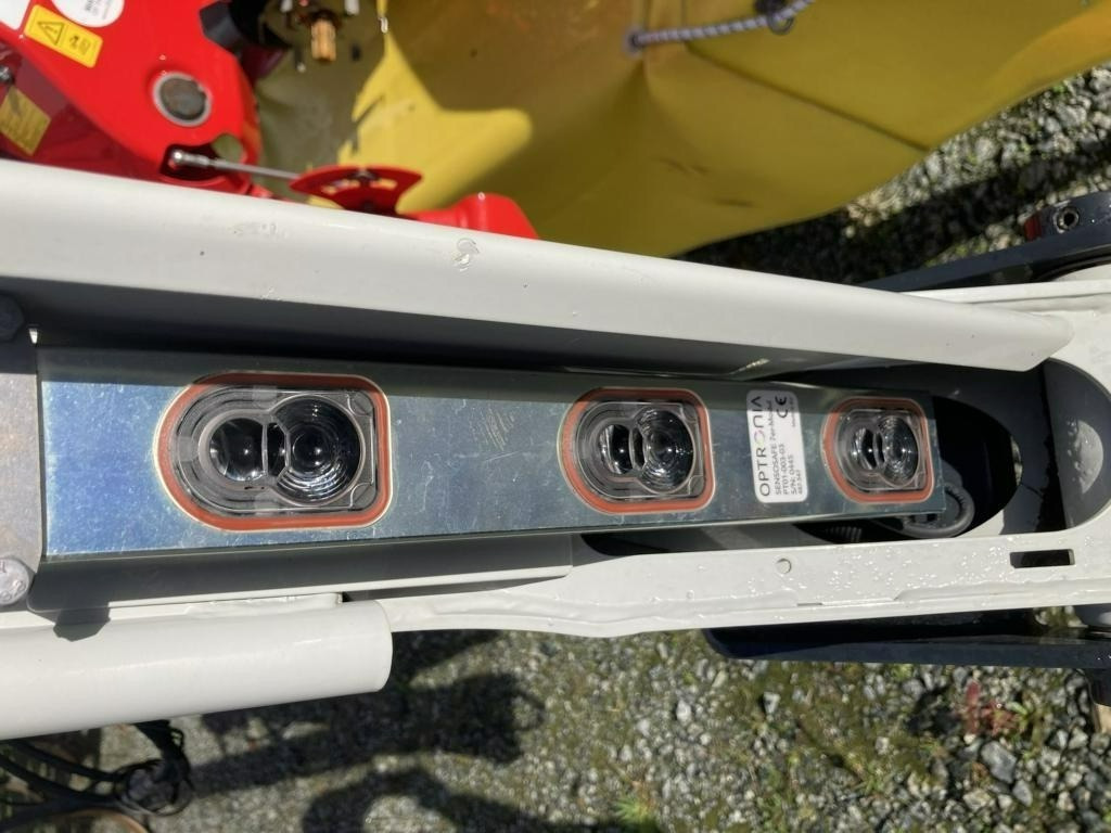 Pöttinger SENSOSAFE 300 - Niittokone: kuva Pöttinger SENSOSAFE 300 - Niittokone Pöttinger SENSOSAFE 300 - Niittokone: kuva Pöttinger SENSOSAFE 300 - Niittokone