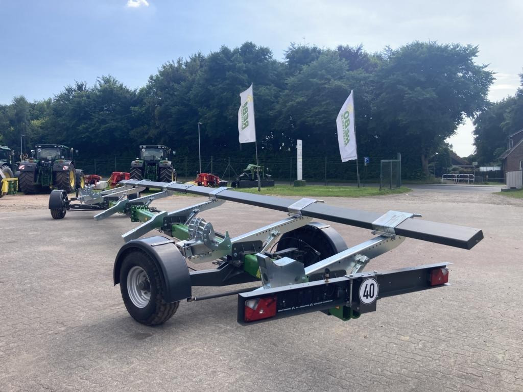 Uusi Leikkuupuimuri Ziegler 4WT JD HD40X: kuva Uusi Leikkuupuimuri Ziegler 4WT JD HD40X Uusi Leikkuupuimuri Ziegler 4WT JD HD40X: kuva Uusi Leikkuupuimuri Ziegler 4WT JD HD40X