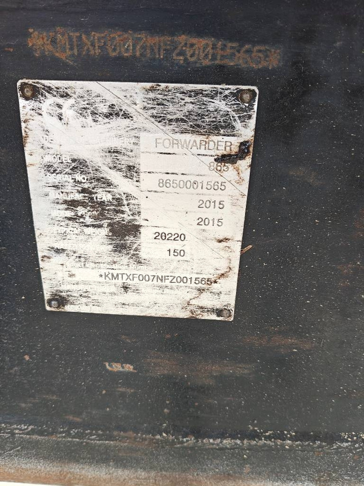 Komatsu 865 - Kuormatraktori: kuva Komatsu 865 - Kuormatraktori Komatsu 865 - Kuormatraktori: kuva Komatsu 865 - Kuormatraktori