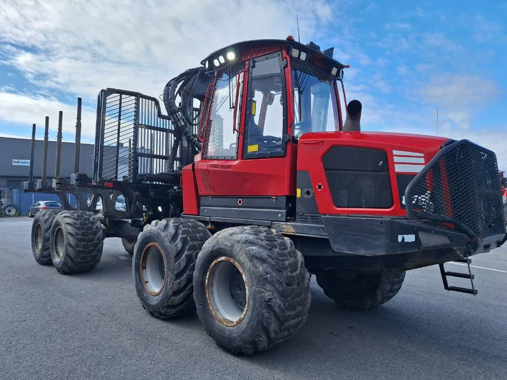 Komatsu 875 - Kuormatraktori: kuva Komatsu 875 - Kuormatraktori Komatsu 875 - Kuormatraktori: kuva Komatsu 875 - Kuormatraktori