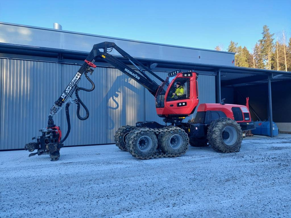 Komatsu 901 - Harvesteri: kuva Komatsu 901 - Harvesteri Komatsu 901 - Harvesteri: kuva Komatsu 901 - Harvesteri
