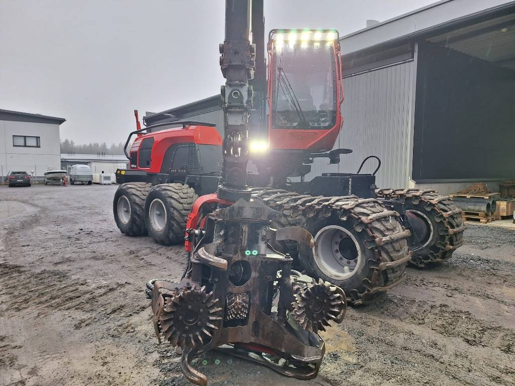 Komatsu 901 XC - Harvesteri: kuva Komatsu 901 XC - Harvesteri Komatsu 901 XC - Harvesteri: kuva Komatsu 901 XC - Harvesteri
