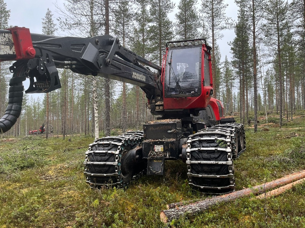Komatsu 901 XC - Harvesteri: kuva Komatsu 901 XC - Harvesteri Komatsu 901 XC - Harvesteri: kuva Komatsu 901 XC - Harvesteri
