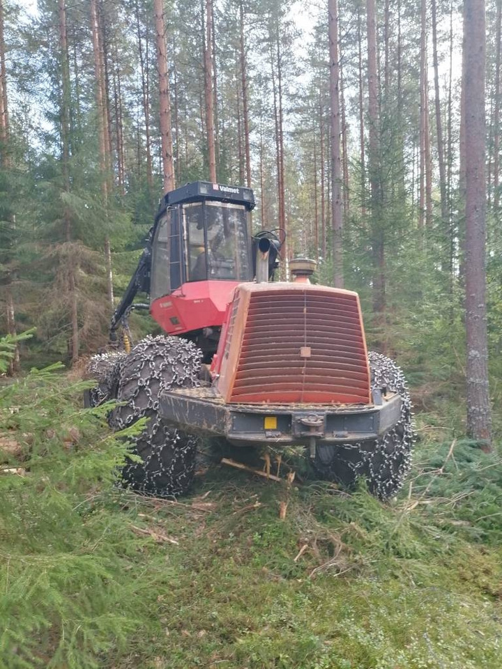 Harvesteri Valmet 911.3: kuva Harvesteri Valmet 911.3 Harvesteri Valmet 911.3: kuva Harvesteri Valmet 911.3