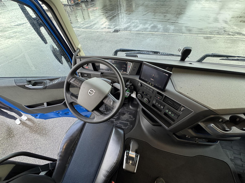 Volvo FH - Vetopöytäauto: kuva Volvo FH - Vetopöytäauto Volvo FH - Vetopöytäauto: kuva Volvo FH - Vetopöytäauto