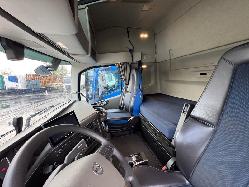 Volvo FH - Vetopöytäauto: kuva Volvo FH - Vetopöytäauto Volvo FH - Vetopöytäauto: kuva Volvo FH - Vetopöytäauto