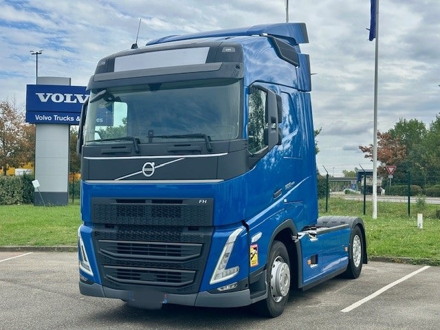 Volvo FH - Vetopöytäauto: kuva Volvo FH - Vetopöytäauto Volvo FH - Vetopöytäauto: kuva Volvo FH - Vetopöytäauto