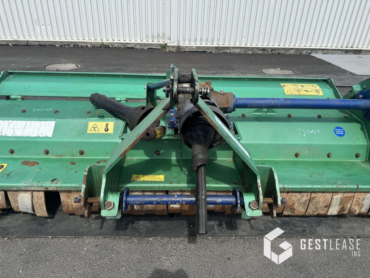 Leasing Desvoys DR4 Desvoys DR4: kuva Leasing Desvoys DR4 Desvoys DR4 Leasing Desvoys DR4 Desvoys DR4: kuva Leasing Desvoys DR4 Desvoys DR4