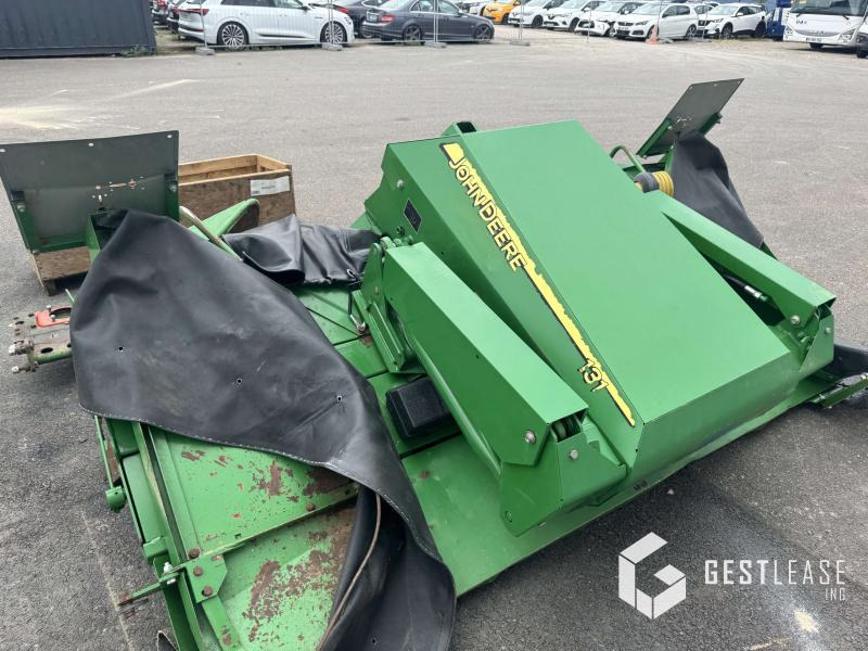John Deere 131 - Niittokone: kuva John Deere 131 - Niittokone John Deere 131 - Niittokone: kuva John Deere 131 - Niittokone