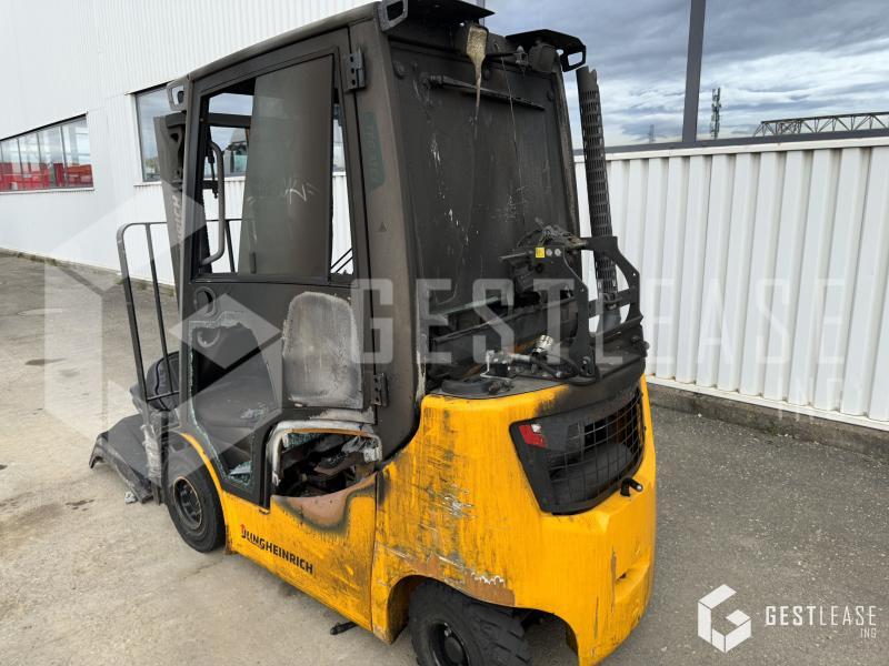 Jungheinrich TFG316s - Dieseltrukki: kuva Jungheinrich TFG316s - Dieseltrukki Jungheinrich TFG316s - Dieseltrukki: kuva Jungheinrich TFG316s - Dieseltrukki