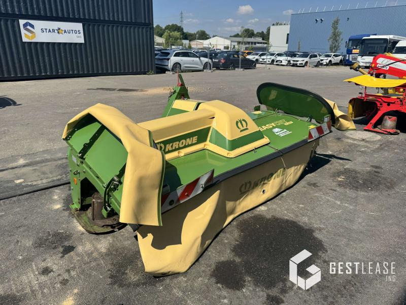 Krone EasyCut F320 - Niittokone: kuva Krone EasyCut F320 - Niittokone Krone EasyCut F320 - Niittokone: kuva Krone EasyCut F320 - Niittokone