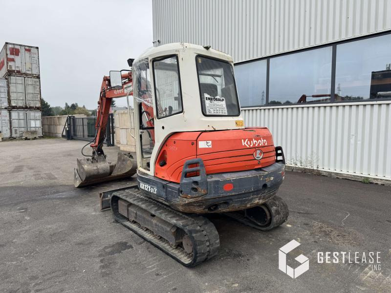Kubota Series KX 121-3A - Minikuormaaja: kuva Kubota Series KX 121-3A - Minikuormaaja Kubota Series KX 121-3A - Minikuormaaja: kuva Kubota Series KX 121-3A - Minikuormaaja