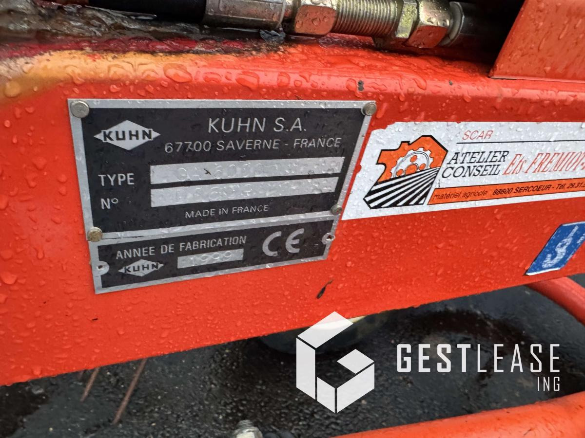 Kuhn GA 6000 - Pöyhin: kuva Kuhn GA 6000 - Pöyhin Kuhn GA 6000 - Pöyhin: kuva Kuhn GA 6000 - Pöyhin
