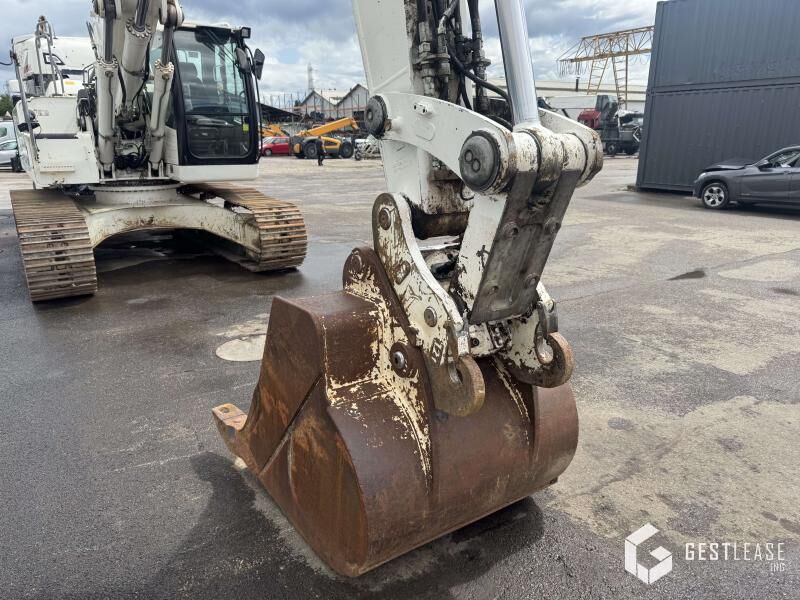 Liebherr R 926 LC - Telakaivukone: kuva Liebherr R 926 LC - Telakaivukone Liebherr R 926 LC - Telakaivukone: kuva Liebherr R 926 LC - Telakaivukone