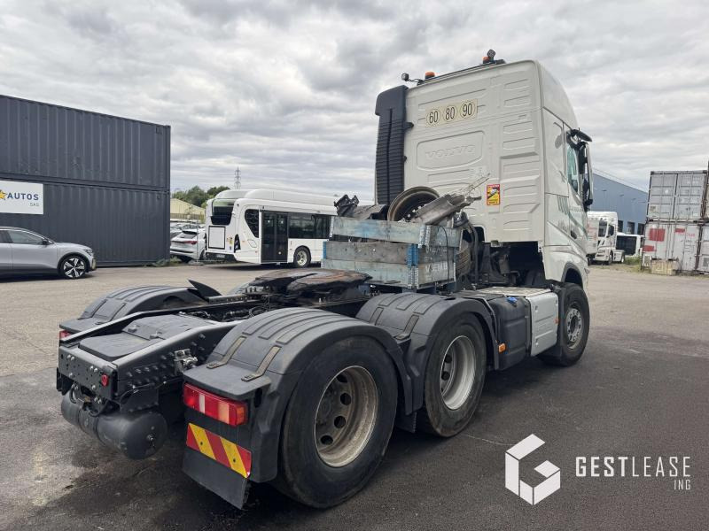 Volvo FH 500 - Vetopöytäauto: kuva Volvo FH 500 - Vetopöytäauto Volvo FH 500 - Vetopöytäauto: kuva Volvo FH 500 - Vetopöytäauto