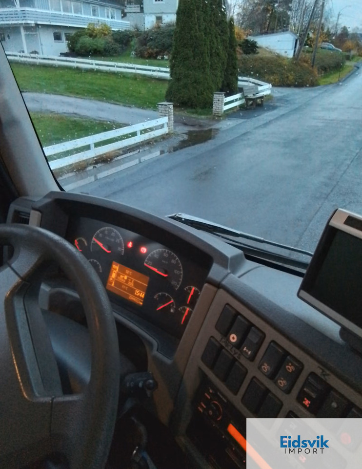 VOLVO EF 340 - Kippiauto kuorma-auto: kuva VOLVO EF 340 - Kippiauto kuorma-auto VOLVO EF 340 - Kippiauto kuorma-auto: kuva VOLVO EF 340 - Kippiauto kuorma-auto