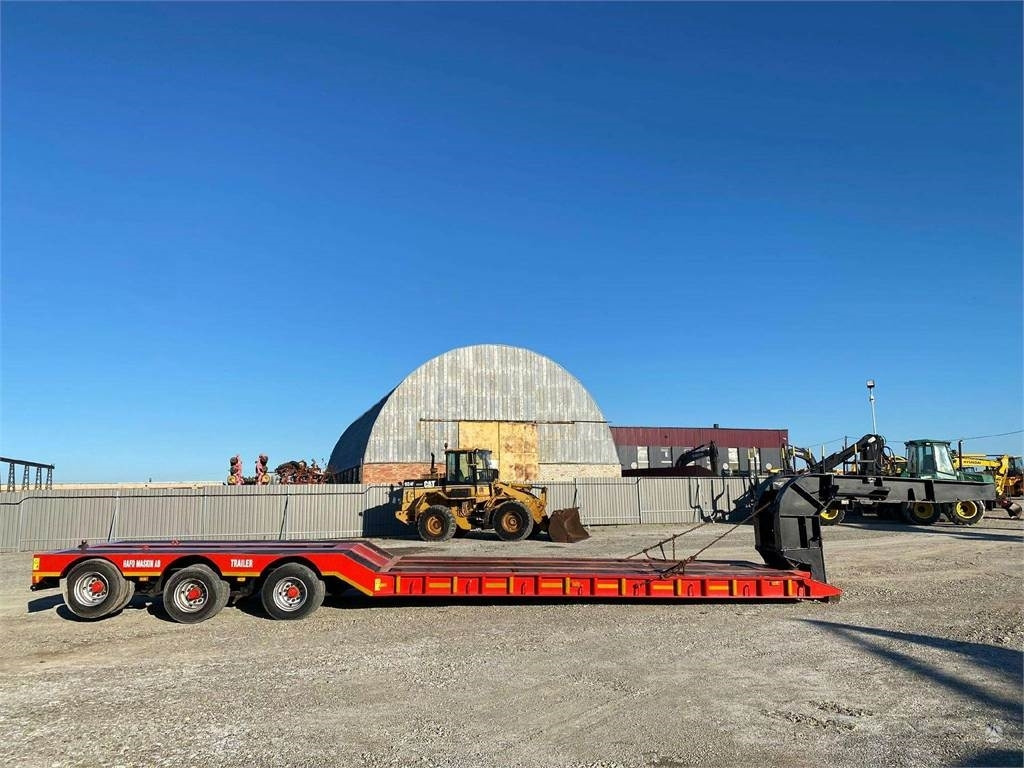 Hako Gooseneck lowbed , axle lift - Apuvaunu puoliperävaunu: kuva Hako Gooseneck lowbed , axle lift - Apuvaunu puoliperävaunu Hako Gooseneck lowbed , axle lift - Apuvaunu puoliperävaunu: kuva Hako Gooseneck lowbed , axle lift - Apuvaunu puoliperävaunu