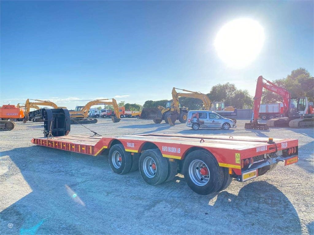 Hako Gooseneck lowbed , axle lift - Apuvaunu puoliperävaunu: kuva Hako Gooseneck lowbed , axle lift - Apuvaunu puoliperävaunu Hako Gooseneck lowbed , axle lift - Apuvaunu puoliperävaunu: kuva Hako Gooseneck lowbed , axle lift - Apuvaunu puoliperävaunu