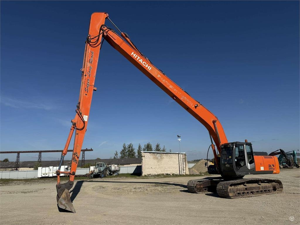 Hitachi ZX 250 LC-3 , 21 M , 800 mm - Telakaivukone: kuva Hitachi ZX 250 LC-3 , 21 M , 800 mm - Telakaivukone Hitachi ZX 250 LC-3 , 21 M , 800 mm - Telakaivukone: kuva Hitachi ZX 250 LC-3 , 21 M , 800 mm - Telakaivukone
