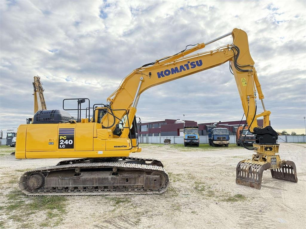 Telakaivukone Komatsu PC 240 LC-11: kuva Telakaivukone Komatsu PC 240 LC-11