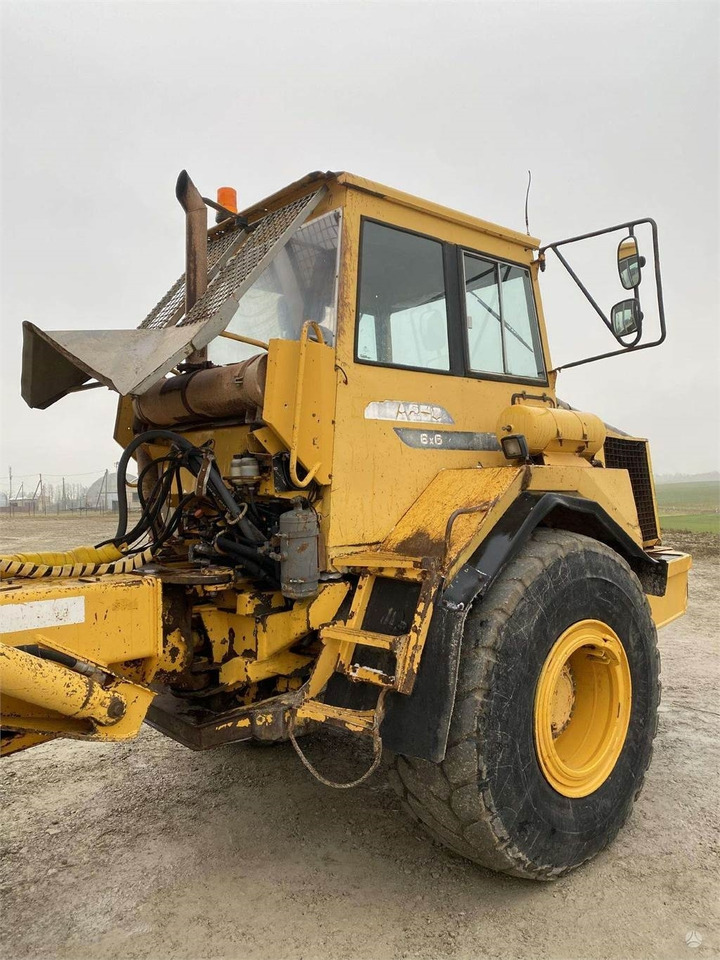 Nivelkippiauto Volvo A25C , Nr.8: kuva Nivelkippiauto Volvo A25C , Nr.8 Nivelkippiauto Volvo A25C , Nr.8: kuva Nivelkippiauto Volvo A25C , Nr.8