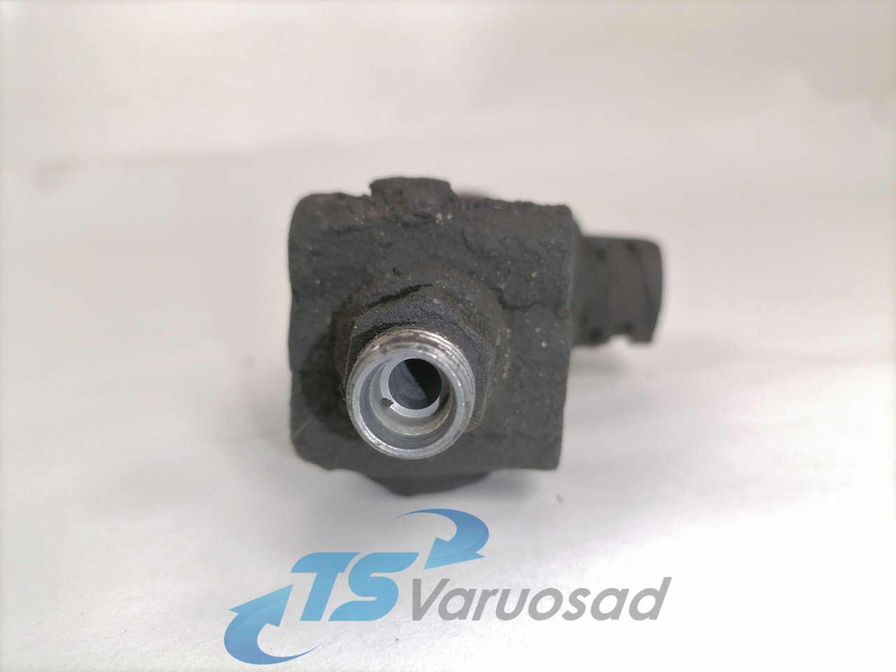 DAF Solenoid valve 4721726860 - Jarruventtiili - Kuorma-auto: kuva DAF Solenoid valve 4721726860 - Jarruventtiili - Kuorma-auto DAF Solenoid valve 4721726860 - Jarruventtiili - Kuorma-auto: kuva DAF Solenoid valve 4721726860 - Jarruventtiili - Kuorma-auto
