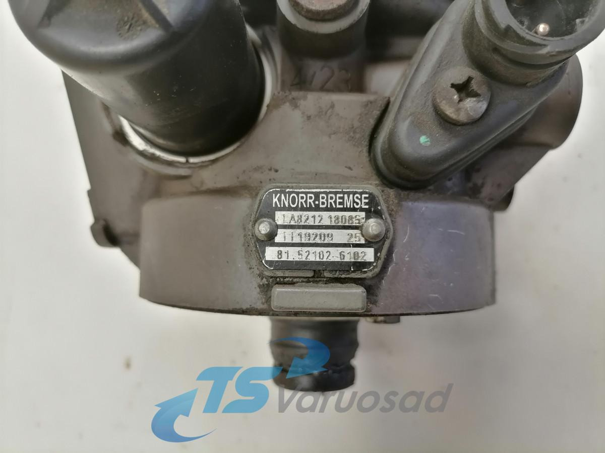MAN Air dryer 81521026102 - Jarruventtiili - Kuorma-auto: kuva MAN Air dryer 81521026102 - Jarruventtiili - Kuorma-auto MAN Air dryer 81521026102 - Jarruventtiili - Kuorma-auto: kuva MAN Air dryer 81521026102 - Jarruventtiili - Kuorma-auto