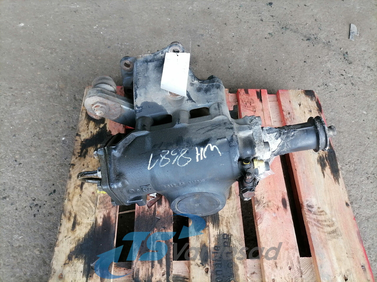 MAN Steering box 81462006416 - Ohjausvaihde - Kuorma-auto: kuva MAN Steering box 81462006416 - Ohjausvaihde - Kuorma-auto MAN Steering box 81462006416 - Ohjausvaihde - Kuorma-auto: kuva MAN Steering box 81462006416 - Ohjausvaihde - Kuorma-auto