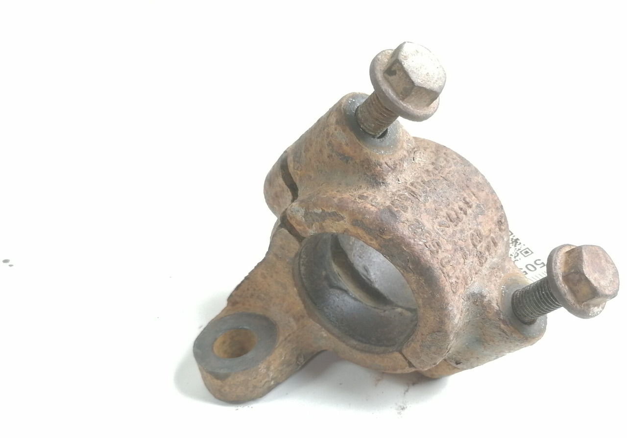 MB Anti-roll bar bracket A9703230021 - Kallistuksenvakaaja - Kuorma-auto: kuva MB Anti-roll bar bracket A9703230021 - Kallistuksenvakaaja - Kuorma-auto MB Anti-roll bar bracket A9703230021 - Kallistuksenvakaaja - Kuorma-auto: kuva MB Anti-roll bar bracket A9703230021 - Kallistuksenvakaaja - Kuorma-auto