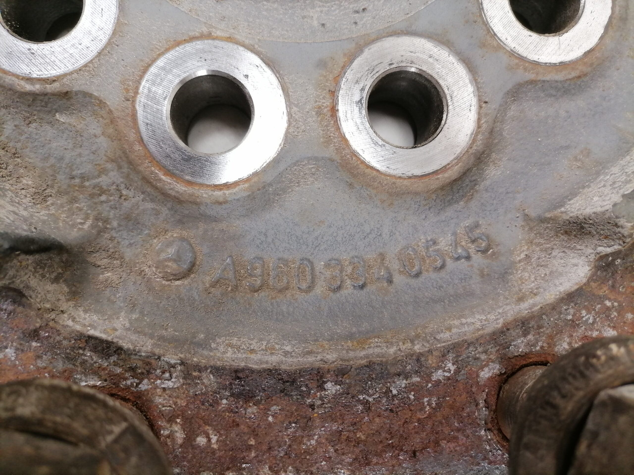 Mercedes-Benz Rattarummu flants, esisild A9603340545 - Pyörän napa - Kuorma-auto: kuva Mercedes-Benz Rattarummu flants, esisild A9603340545 - Pyörän napa - Kuorma-auto Mercedes-Benz Rattarummu flants, esisild A9603340545 - Pyörän napa - Kuorma-auto: kuva Mercedes-Benz Rattarummu flants, esisild A9603340545 - Pyörän napa - Kuorma-auto