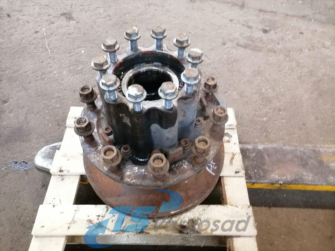 Mercedes-Benz Veosilla rattarumm A9463560701 - Pyörän napa - Kuorma-auto: kuva Mercedes-Benz Veosilla rattarumm A9463560701 - Pyörän napa - Kuorma-auto Mercedes-Benz Veosilla rattarumm A9463560701 - Pyörän napa - Kuorma-auto: kuva Mercedes-Benz Veosilla rattarumm A9463560701 - Pyörän napa - Kuorma-auto