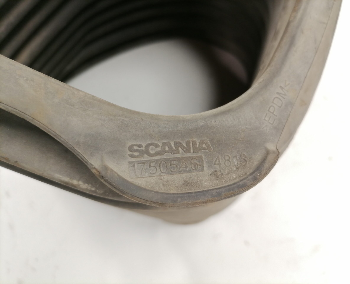 Scania Air intake 1750546 - Ilmanottojärjestelmä - Kuorma-auto: kuva Scania Air intake 1750546 - Ilmanottojärjestelmä - Kuorma-auto Scania Air intake 1750546 - Ilmanottojärjestelmä - Kuorma-auto: kuva Scania Air intake 1750546 - Ilmanottojärjestelmä - Kuorma-auto