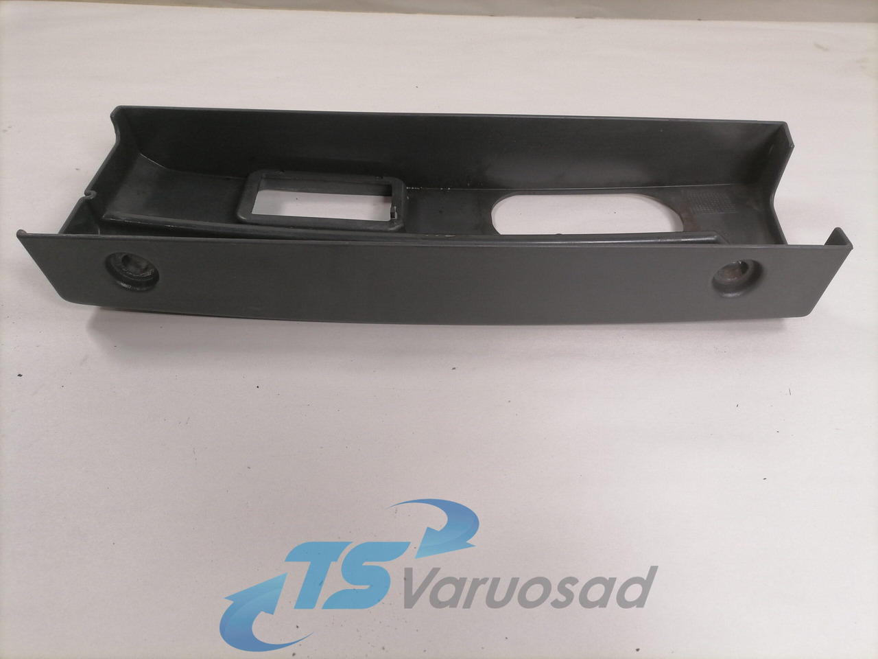 Scania Astmelaua plastik kate, keskmine parem 1501343 - Askelma - Kuorma-auto: kuva Scania Astmelaua plastik kate, keskmine parem 1501343 - Askelma - Kuorma-auto Scania Astmelaua plastik kate, keskmine parem 1501343 - Askelma - Kuorma-auto: kuva Scania Astmelaua plastik kate, keskmine parem 1501343 - Askelma - Kuorma-auto
