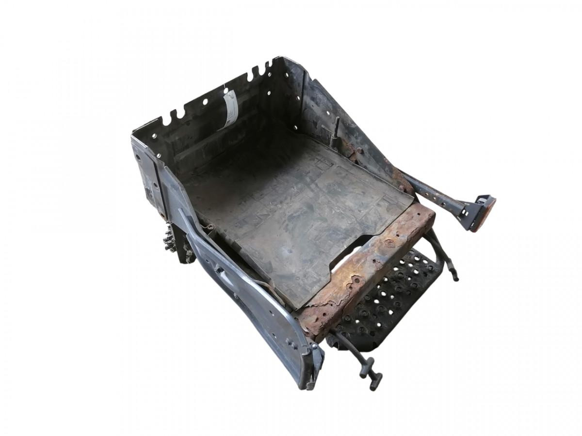 Scania Battery box 2140666 - Akku - Kuorma-auto: kuva Scania Battery box 2140666 - Akku - Kuorma-auto Scania Battery box 2140666 - Akku - Kuorma-auto: kuva Scania Battery box 2140666 - Akku - Kuorma-auto