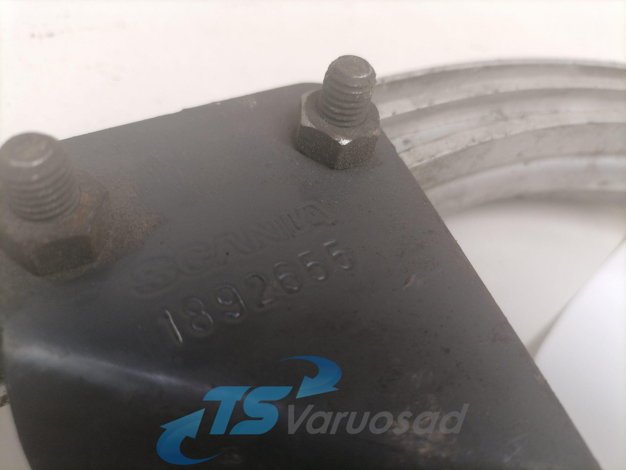 Scania Bracket 1892655 - Runko/ Alusta - Kuorma-auto: kuva Scania Bracket 1892655 - Runko/ Alusta - Kuorma-auto Scania Bracket 1892655 - Runko/ Alusta - Kuorma-auto: kuva Scania Bracket 1892655 - Runko/ Alusta - Kuorma-auto