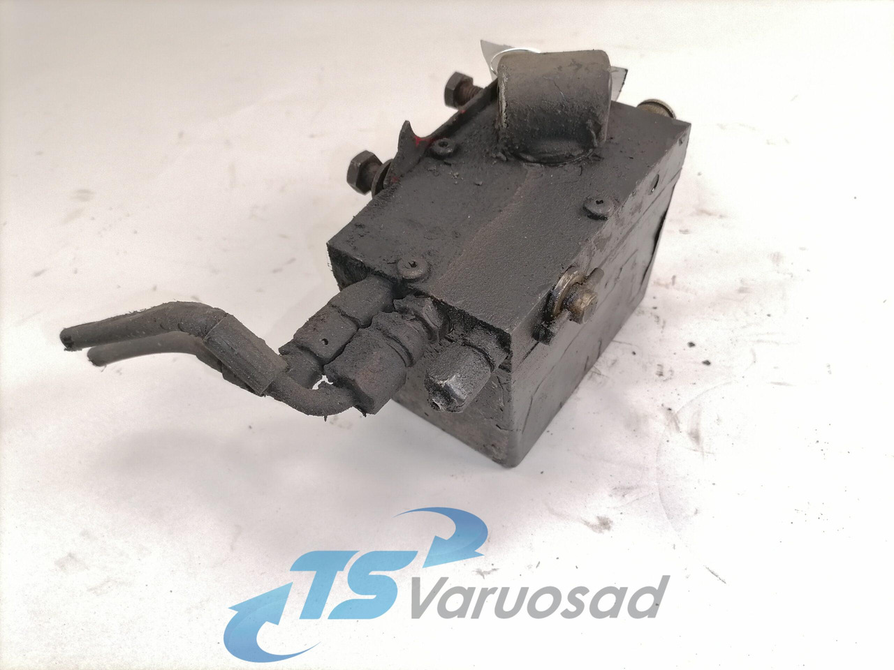Scania Cab tilting pump 1549741 - Ohjaamon ripustus - Kuorma-auto: kuva Scania Cab tilting pump 1549741 - Ohjaamon ripustus - Kuorma-auto Scania Cab tilting pump 1549741 - Ohjaamon ripustus - Kuorma-auto: kuva Scania Cab tilting pump 1549741 - Ohjaamon ripustus - Kuorma-auto