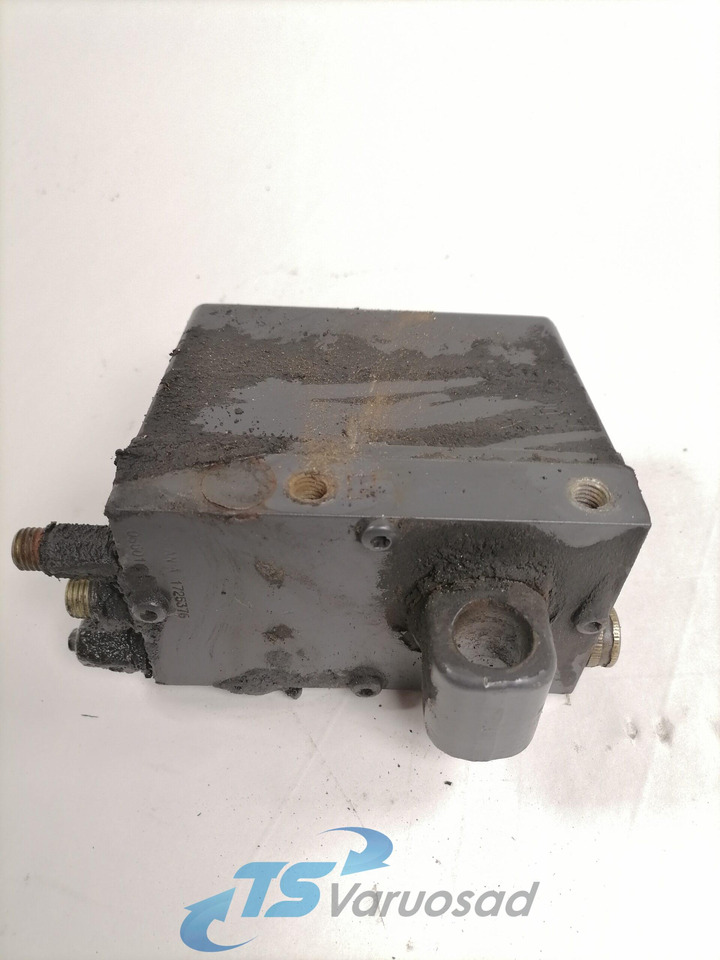 Scania Cab tilting pump 1725376 - Ohjaamon ripustus - Kuorma-auto: kuva Scania Cab tilting pump 1725376 - Ohjaamon ripustus - Kuorma-auto Scania Cab tilting pump 1725376 - Ohjaamon ripustus - Kuorma-auto: kuva Scania Cab tilting pump 1725376 - Ohjaamon ripustus - Kuorma-auto