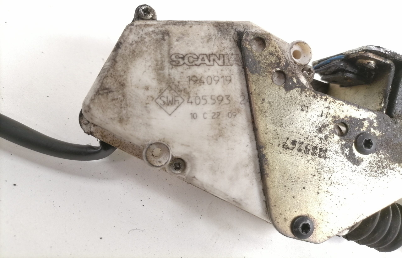 Scania Door lock 1940919 - Ovi ja osat - Kuorma-auto: kuva Scania Door lock 1940919 - Ovi ja osat - Kuorma-auto Scania Door lock 1940919 - Ovi ja osat - Kuorma-auto: kuva Scania Door lock 1940919 - Ovi ja osat - Kuorma-auto