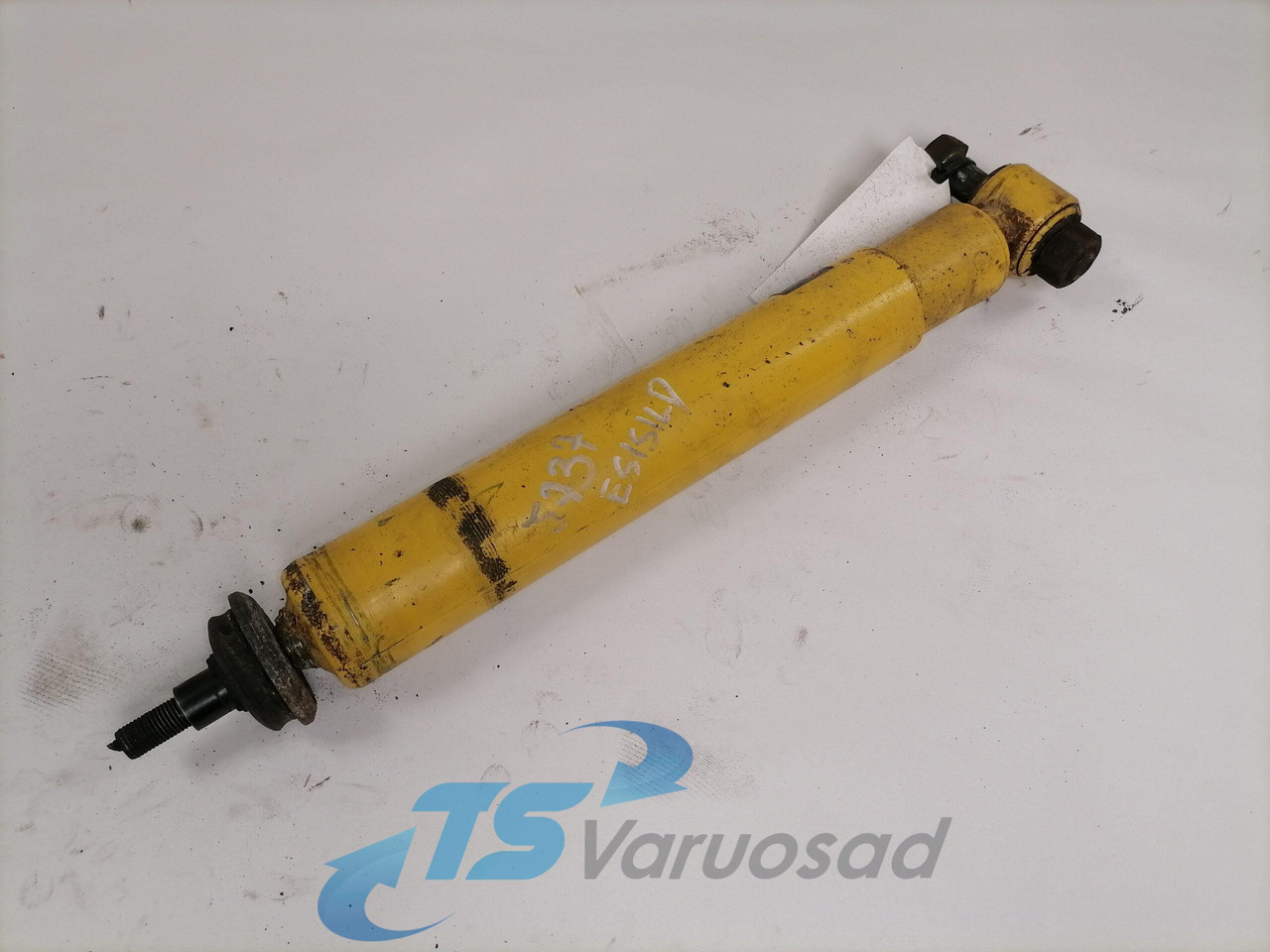 Scania First axel shock absorber T1230B12C12 - Iskunvaimentaja - Kuorma-auto: kuva Scania First axel shock absorber T1230B12C12 - Iskunvaimentaja - Kuorma-auto Scania First axel shock absorber T1230B12C12 - Iskunvaimentaja - Kuorma-auto: kuva Scania First axel shock absorber T1230B12C12 - Iskunvaimentaja - Kuorma-auto