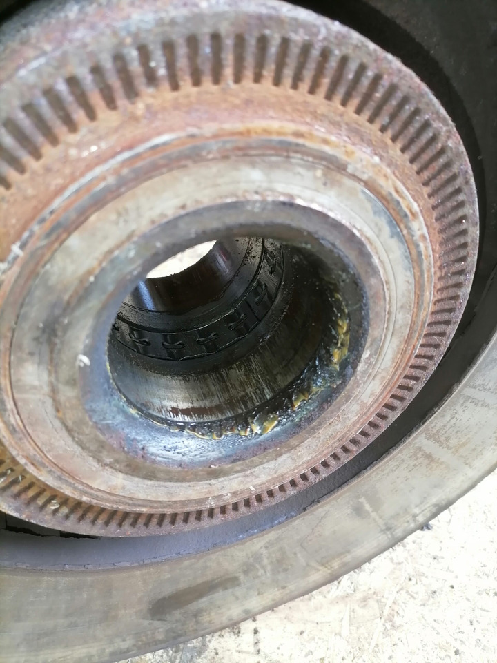 Scania Front hub 1724406 - Pyörän napa - Kuorma-auto: kuva Scania Front hub 1724406 - Pyörän napa - Kuorma-auto Scania Front hub 1724406 - Pyörän napa - Kuorma-auto: kuva Scania Front hub 1724406 - Pyörän napa - Kuorma-auto