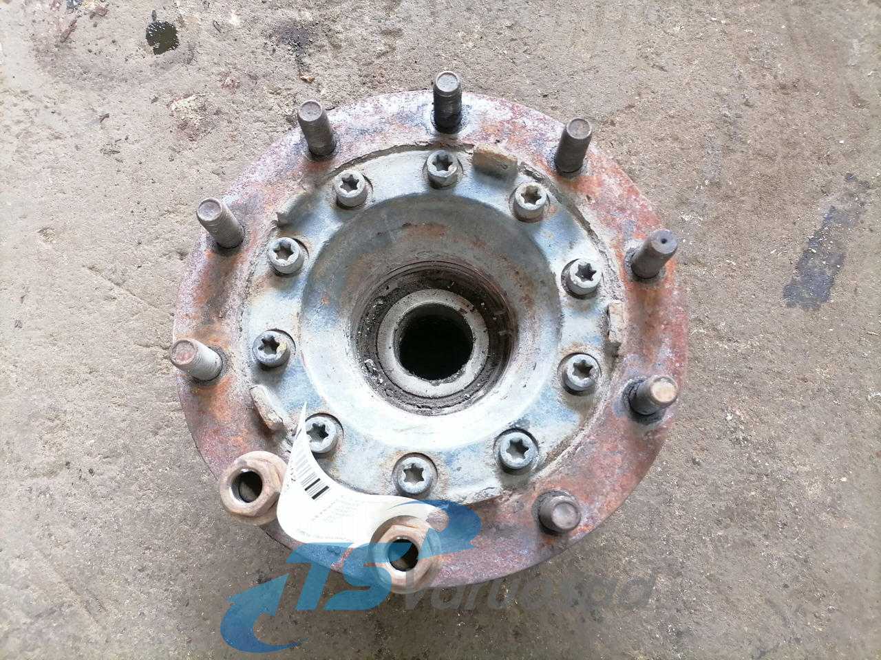 Scania Front hub 1868663 - Pyörän napa - Kuorma-auto: kuva Scania Front hub 1868663 - Pyörän napa - Kuorma-auto Scania Front hub 1868663 - Pyörän napa - Kuorma-auto: kuva Scania Front hub 1868663 - Pyörän napa - Kuorma-auto