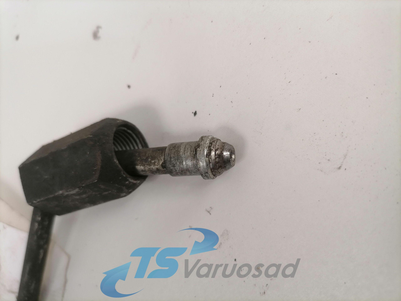 Scania Fuel pipe 1862547 - Polttoainejärjestelmä - Kuorma-auto: kuva Scania Fuel pipe 1862547 - Polttoainejärjestelmä - Kuorma-auto Scania Fuel pipe 1862547 - Polttoainejärjestelmä - Kuorma-auto: kuva Scania Fuel pipe 1862547 - Polttoainejärjestelmä - Kuorma-auto