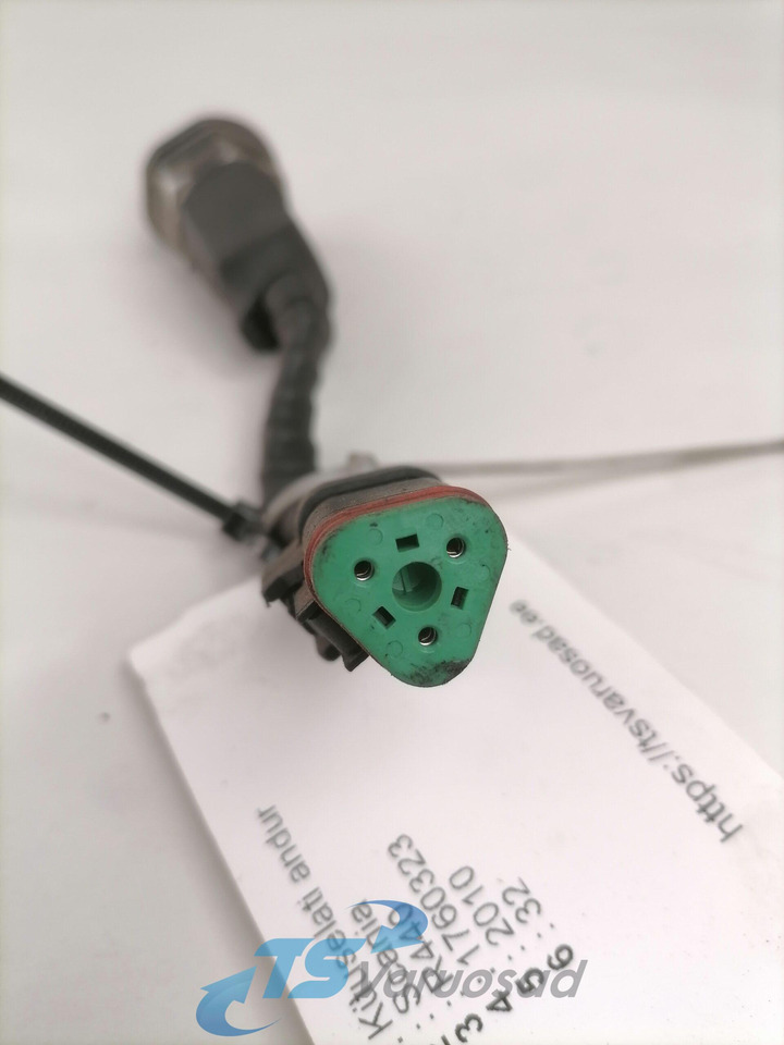 Scania Fuel sensor 1760323 - Polttoainejärjestelmä - Kuorma-auto: kuva Scania Fuel sensor 1760323 - Polttoainejärjestelmä - Kuorma-auto Scania Fuel sensor 1760323 - Polttoainejärjestelmä - Kuorma-auto: kuva Scania Fuel sensor 1760323 - Polttoainejärjestelmä - Kuorma-auto