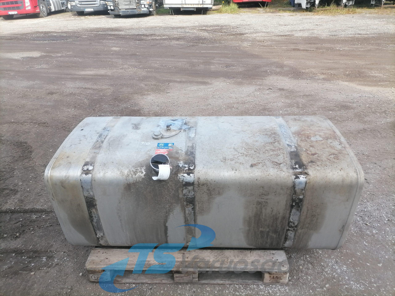 Scania Kütusepaak 700L 1517309 - Polttoainetankki - Kuorma-auto: kuva Scania Kütusepaak 700L 1517309 - Polttoainetankki - Kuorma-auto Scania Kütusepaak 700L 1517309 - Polttoainetankki - Kuorma-auto: kuva Scania Kütusepaak 700L 1517309 - Polttoainetankki - Kuorma-auto