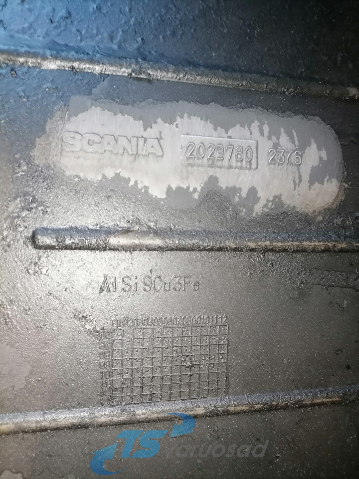 Scania Oil sump 2023780 - Öljypohja - Kuorma-auto: kuva Scania Oil sump 2023780 - Öljypohja - Kuorma-auto Scania Oil sump 2023780 - Öljypohja - Kuorma-auto: kuva Scania Oil sump 2023780 - Öljypohja - Kuorma-auto