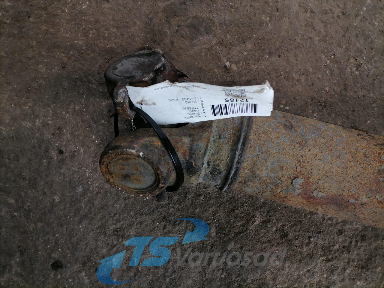 Scania Propeller shaft 1758616 - Nivelakseli - Kuorma-auto: kuva Scania Propeller shaft 1758616 - Nivelakseli - Kuorma-auto Scania Propeller shaft 1758616 - Nivelakseli - Kuorma-auto: kuva Scania Propeller shaft 1758616 - Nivelakseli - Kuorma-auto