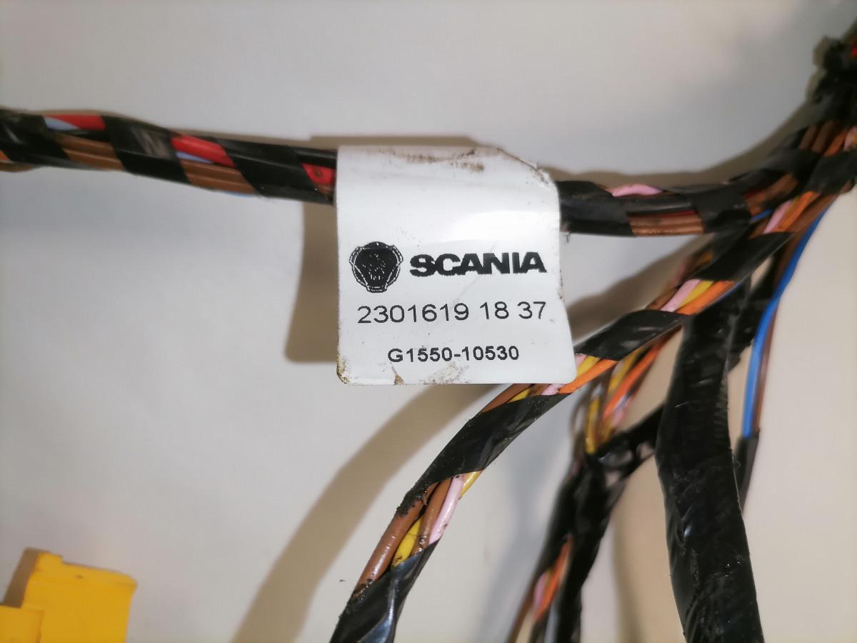 Scania Salongi soojenduse juhtmestik 2301619 - Yleisosa - Kuorma-auto: kuva Scania Salongi soojenduse juhtmestik 2301619 - Yleisosa - Kuorma-auto Scania Salongi soojenduse juhtmestik 2301619 - Yleisosa - Kuorma-auto: kuva Scania Salongi soojenduse juhtmestik 2301619 - Yleisosa - Kuorma-auto