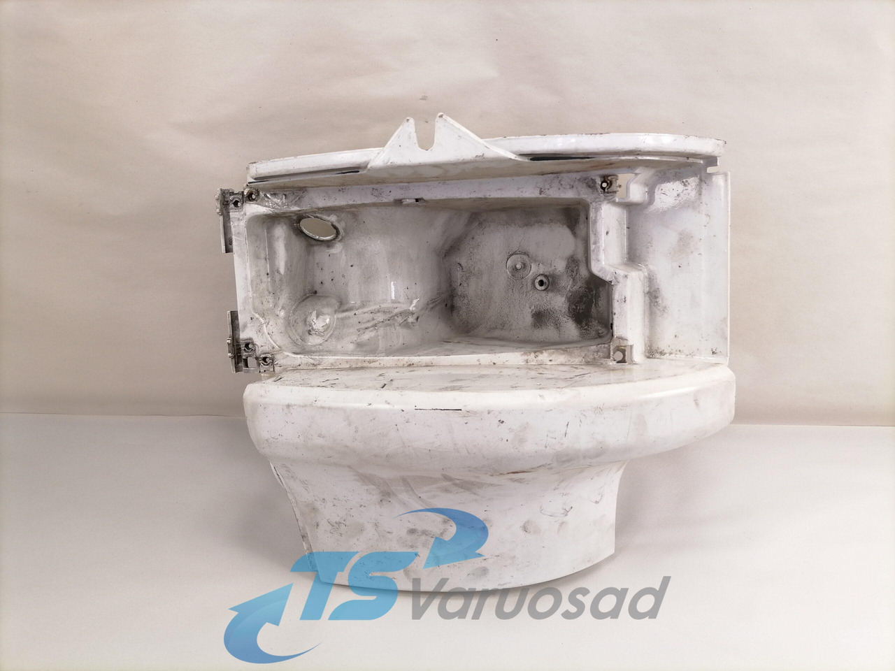 Scania Scania esitule korpus, parem 1431921 - Valo/ Valaistus - Kuorma-auto: kuva Scania Scania esitule korpus, parem 1431921 - Valo/ Valaistus - Kuorma-auto Scania Scania esitule korpus, parem 1431921 - Valo/ Valaistus - Kuorma-auto: kuva Scania Scania esitule korpus, parem 1431921 - Valo/ Valaistus - Kuorma-auto